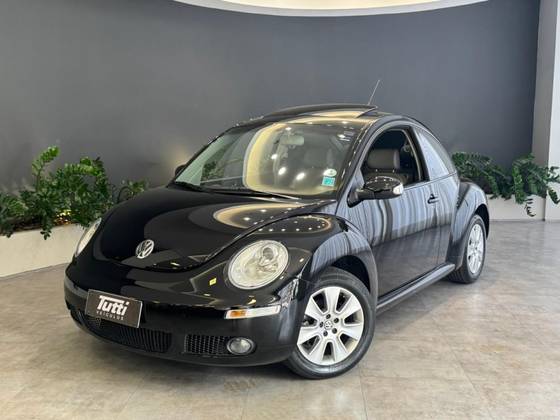 VOLKSWAGEN NEW BEETLE 2.0 MI 8V GASOLINA 2P TIPTRONIC VOLKSWAGEN NEW BEETLE 2.0 MI 8V GASOLINA 2P TIPTRONIC